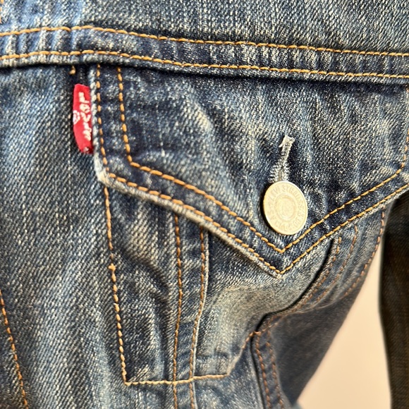 Levi’s XS Classic Jean Jacket - Picture 5 of 10